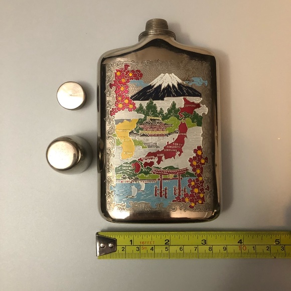 Vintage antique EUC metal flask embossed Japan map - Picture 13 of 17